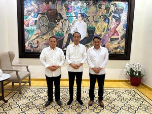 Jokowi Titip Perikanan-Garam ke Cabup-Cawabup Pati Sudewo-Chandra