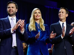 5 Gaya Mentereng Ivanka Trump Saat Donald Trump Pidato Klaim Menang Pilpres