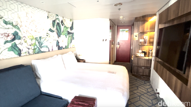 Kamar kelas Balcony Stateroom di Kapal Pesiar Resorts World One