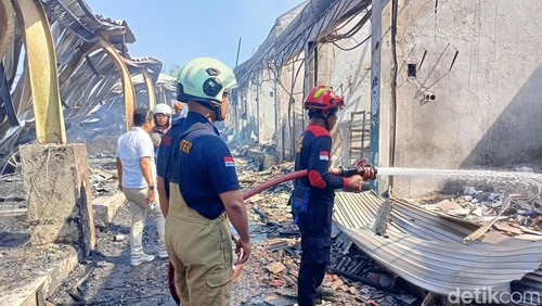 Kebakaran di Pasar Sri Bantas, Tabanan, Bali, Rabu (6/11/2024).
