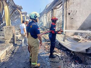 Kebakaran Hebat Pasar Sri Bantas Tabanan, Puluhan Kios Ludes