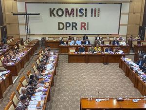 Kepala PPATK Ungkap Ada Warga Pakai 70% Gaji buat Main Judi Online