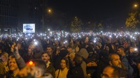 Bojan Pajtic, seorang politikus oposisi, mengatakan ia yakin kekerasan itu dipicu oleh provokator, sebuah taktik yang sebelumnya digunakan di Serbia untuk menggagalkan protes antipemerintah yang damai dan menggambarkan pengunjuk rasa oposisi sebagai musuh negara.  