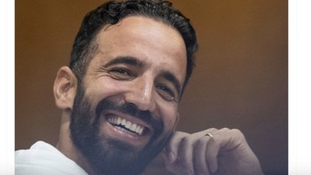 Sebelum laga, Amorim berkelakar kalau dia menang, mungkin akan dianggap Alex Ferguson yang baru dan ternyata dia menang. Foto: X.com