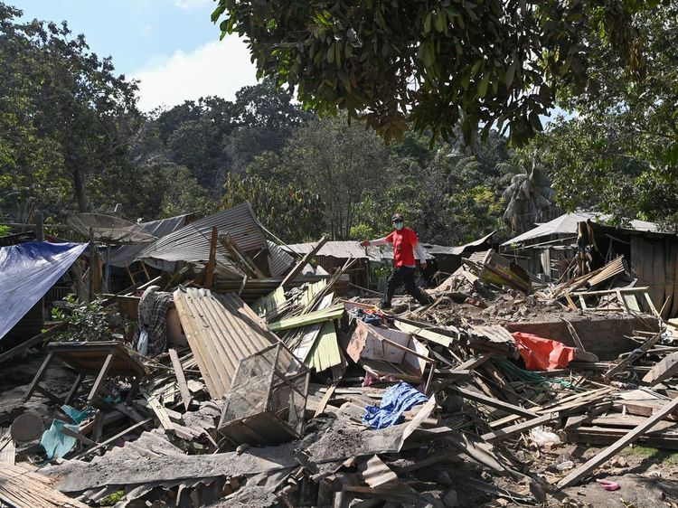 Permukiman Warga Hancur Terdampak Erupsi Gunung Lewotobi Laki-laki