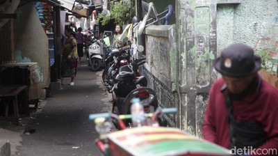 Sumpeknya Permukiman di Johar Baru Jakpus, Ukuran Rumah Cuma 2x3 Meter