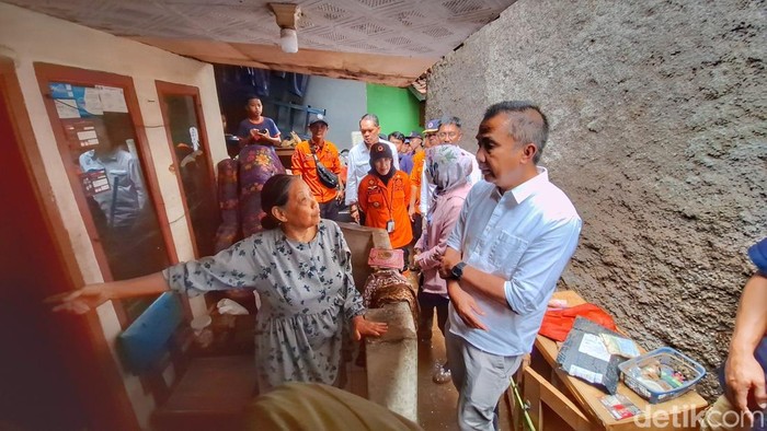 Pj Gubernur Jabar Bey Machmudin.