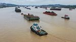 Potret Lalu Lintas Tongkang Batu Bara di Sungai Mahakam Samarinda
