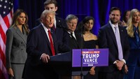 Trump keluar sebagai pemenang Pilpres AS setelah berhasil meraih suara popular terbanyak sekaligus meraup suara elektoral lebih dari ambang batas minimal yang ditetapkan pada Rabu (6/11). REUTERS/Carlos Barria 