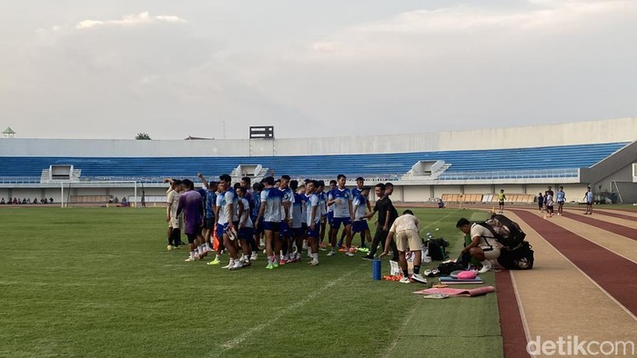 Suasana latihan PSIM Jogja di Stadion Mandala Krida, Umbulharjo, Kota Jogja, Rabu (6/11/2024).