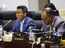 Ketua Komisi XI DPR: Rupiah Lemah Tak Ada Kaitan dengan KPK Geledah BI