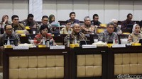 Rapat juga membahas Rencana Penggunaan Cadangan Tujuan (RPCT) Bank Indonesia tahun 2025.