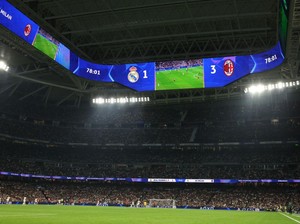 Apple Dekati Real Madrid, Mau Bikin Tayangan Spesial Pakai Vision Pro