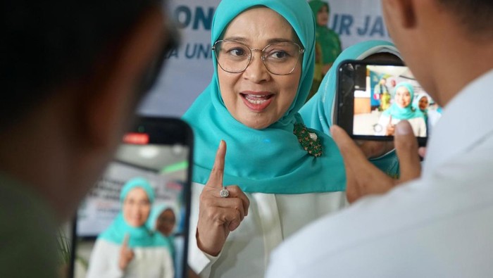 Rustini Muhaimin istri dari Ketua Umum PKB Muhaimin Iskandar.