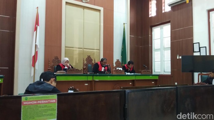 Sidang kasus pembunuhan nenek Tarimah di PN Makassar.