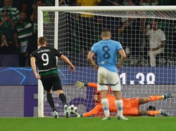 Tim tuan rumah menggandakan keunggulan di babak kedua melalui gol Maximiliano Araujo dan brace penalti Viktor Gyokeres.