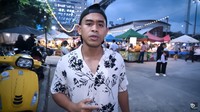 Tanboy Kun membagikan momen kulinernya saat ke Bangkok, Thailand beberapa waktu lalu. Salah satunya kulineran di pasar malam bernama Ramkhamhaeng yang cukup populer. Foto: YouTube Tanboy Kun