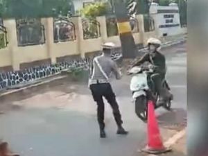 Viral Polantas Garut Ditabrak Bocah Saat Atur Lalin, Begini Ceritanya