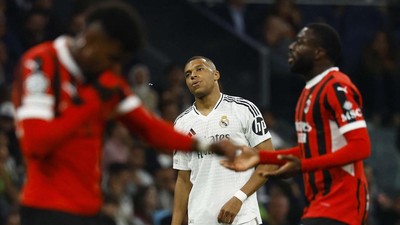 Wajah Lesu Pemain Real Madrid Saat Dibungkam Milan di Kandang