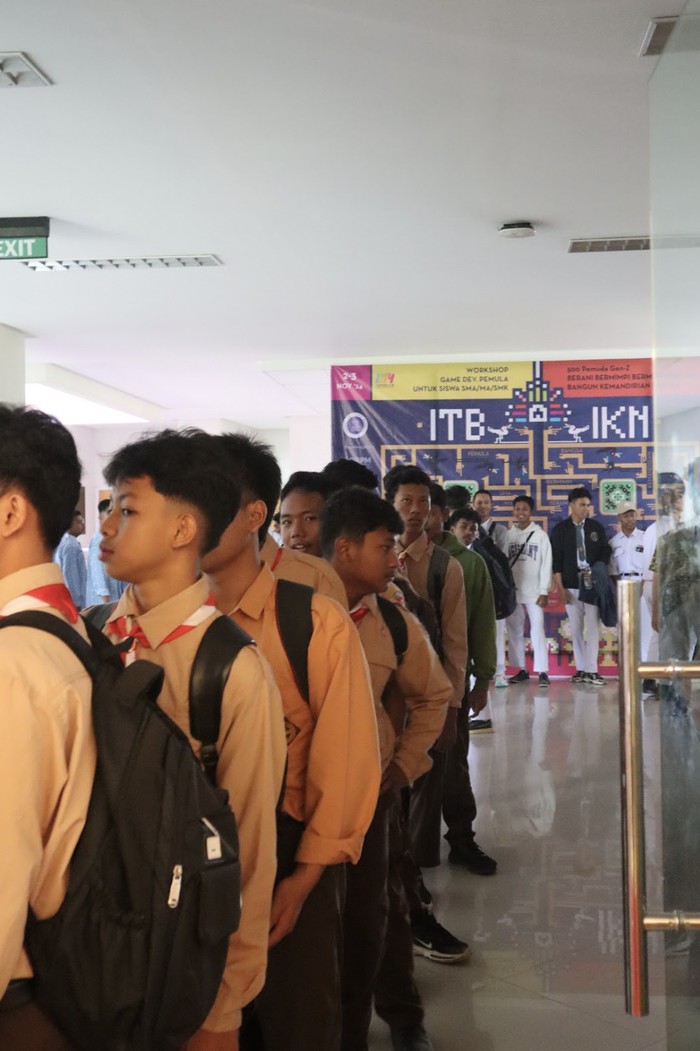 100-an Siswa-siswi SMA di IKN Ikuti Pelatihan AR/VR