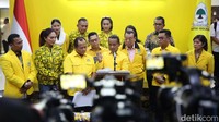 Susunan kepengurusan yang diketuai oleh Bahlil ini memiliki sembilan wakil ketua umum. Sementara untuk ketua DPP dibagi menjadi tujuh sub bidang dengan jumlah total ketua bidang sebanyak 39 orang.