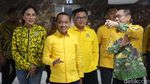 Potret Bahlil Umumkan Kepengurusan DPP Golkar Periode 2024-2029