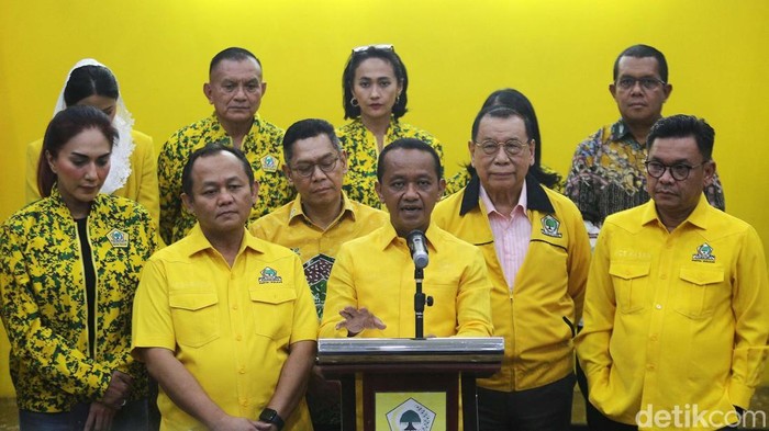 Bahlil Umumkan Kepengurusan DPP Golkar Periode 2024-2029 Struktur kepengurusan Partai Golkar resmi diumumkan, Kamis (7/11/2024). Ada 152 kader yang masuk ke dalam struktur kepengurusan kali ini.