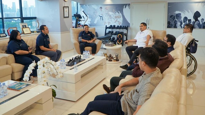 CEO DBL Indonesia Azrul Ananda jumpa Menpora Dito Ariotedjo, Selasa (5/11/2024)