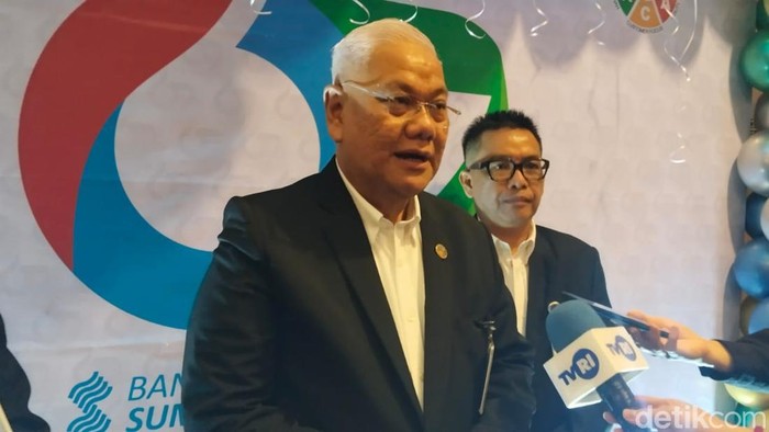 Direktur Bank Sumsel Babel Achmad Syamsudin.