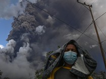 Pengungsi Erupsi Gunung Lewotobi Laki-laki Bertambah Jadi 8.431 Orang