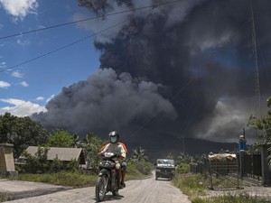 Erupsi Lewotobi, 22 Penerbangan Internasional dari dan ke Bali Dibatalkan