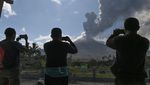 Memantau Erupsi Gunung Lewotobi Laki-laki