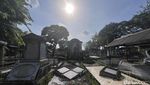 Menengok Makam Peneleh Surabaya