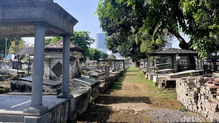 Makam Peneleh Surabaya