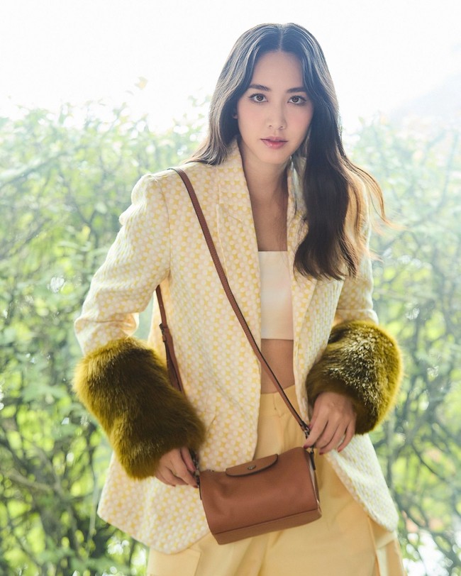 Baru-baru ini Min Pechaya telah mengajukan permintaan pembebasan untuk kedua kalinya sebelum sebelumnya ditolak. Kali ini dengan jaminan 3 juta baht atau sekitar Rp 1,4 miliaran.   Foto: Instagram Min Pechaya