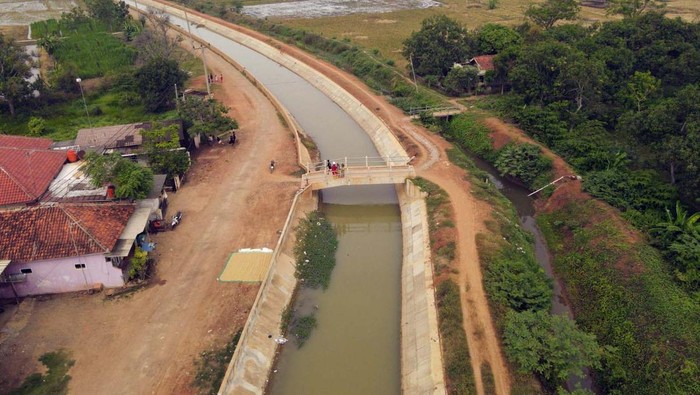 Kementerian Pekerjaan Umum (PU) tengah melakukan modernisasi Daerah Irigasi (DI) Rentang di Provinsi Jawa Barat. Proyek ini ditargetkan bisa rampung 2026 mendatang.