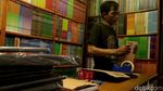 Bertahan di Era Modern ala Pedagang Buku Palasari Bandung