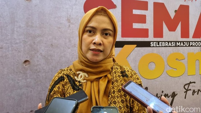 Plt Kepala Balai Besar Pengawas Obat dan Makanan di Surabaya, Budi Sulistyowati.