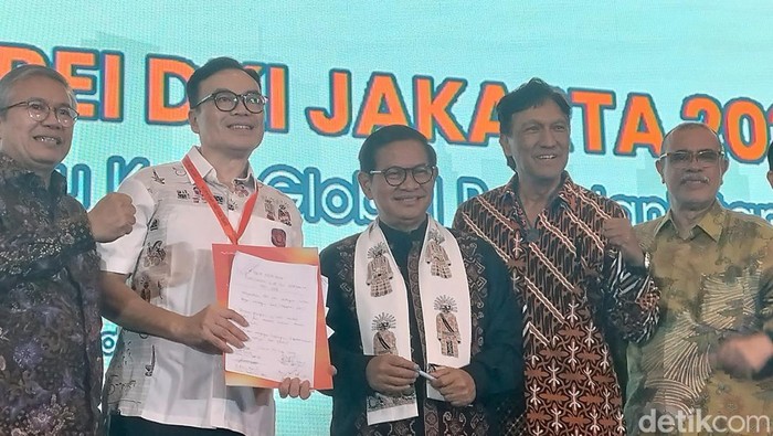 Pramono Anung.