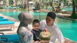 Pose Keren Rezky Aditya Saat Kulineran Bareng Citra Kirana