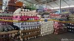 Penampakan 90 Ribu Rol Kain Gulungan dari China Disita Kemendag!
