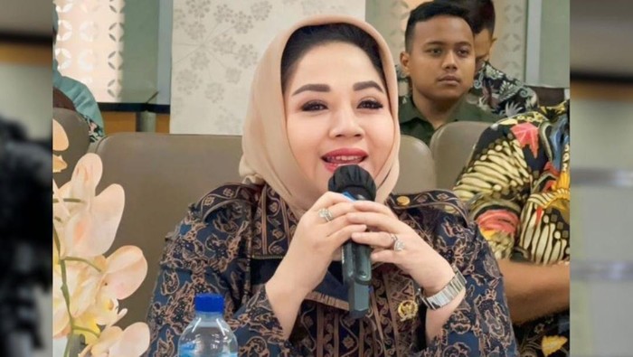 Anggota DPR RI dari Fraksi Partai Gerindra Wardatul Asriah