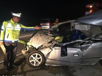 Daihatsu Ayla Bripka Jody Remuk Hantam Truk, Diduga Ngebut di Jalur Lambat