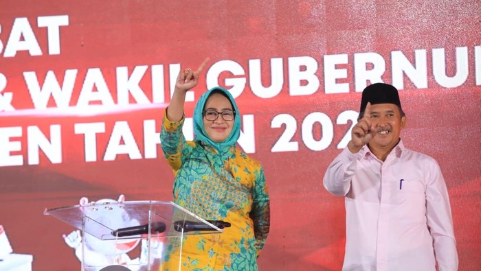 Calon gubernur wakil gubernur Banten Airin Rachmi Diany-Ade Sumardi