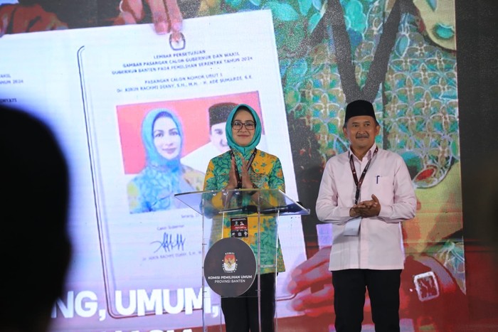 Calon gubernur wakil gubernur Banten Airin Rachmi Diany-Ade Sumardi