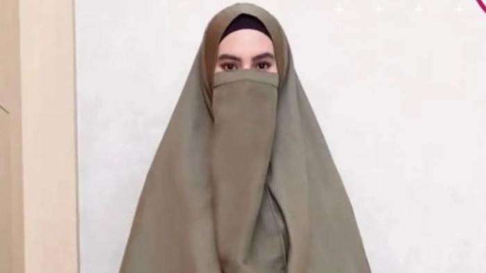 Foto Kartika Putri. Foto Kartika Putri.