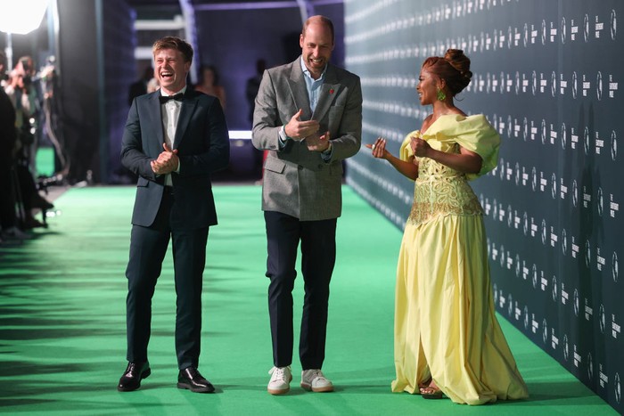 CAPE TOWN, SOUTH AFRICA - NOVEMBER 06: (L-R) Host, Billy Porter, Prince William, Prince of Wales and Host, Bonang Matheba attend the 2024 Earthshot Prize at Green Point Shared Fields on November 06, 2024 in Cape Town, South Africa. During his visit, The Prince of Wales attended the fourth annual Earthshot Prize Awards and engaged in various environmental initiatives and participated in events held in Cape Town as part of Earthshot Week. (Photo by Chris Jackson/Getty Images)