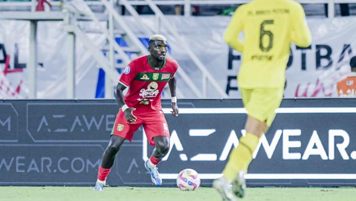 Pemaian Persebaya Gilson Costa