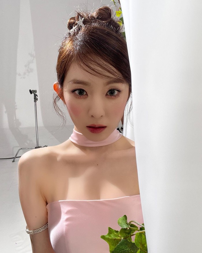 Irene Red Velvet