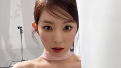 Foto-foto Ini Bikin Gak Sabar Nunggu Debut Solo Irene Red Velvet Foto-foto Ini Bikin Gak Sabar Nunggu Debut Solo Irene Red Velvet